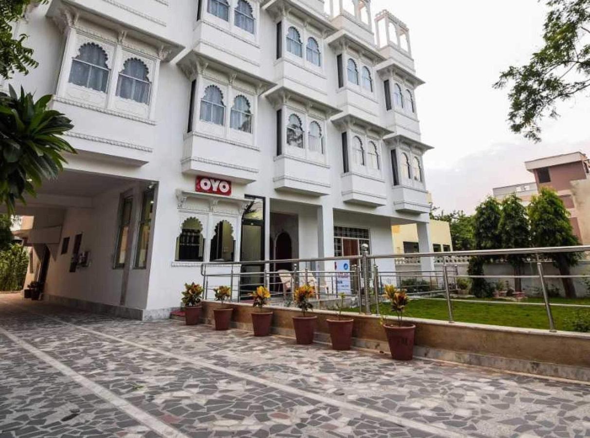 Collection O Vallabh Villas Udaipur Exterior foto